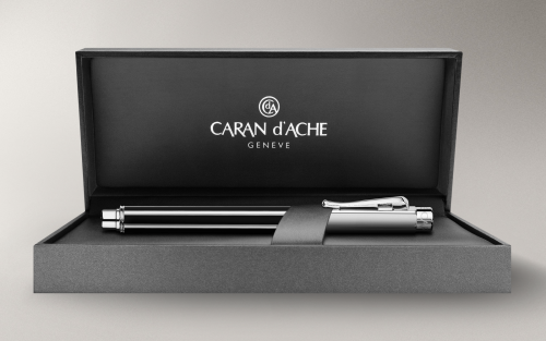 Caran d'Ache Varius China Black Fountain Pen - Image 4
