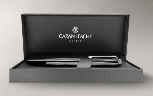Caran d'Ache RNX.316 PVD Black Fountain Pen - Image 5
