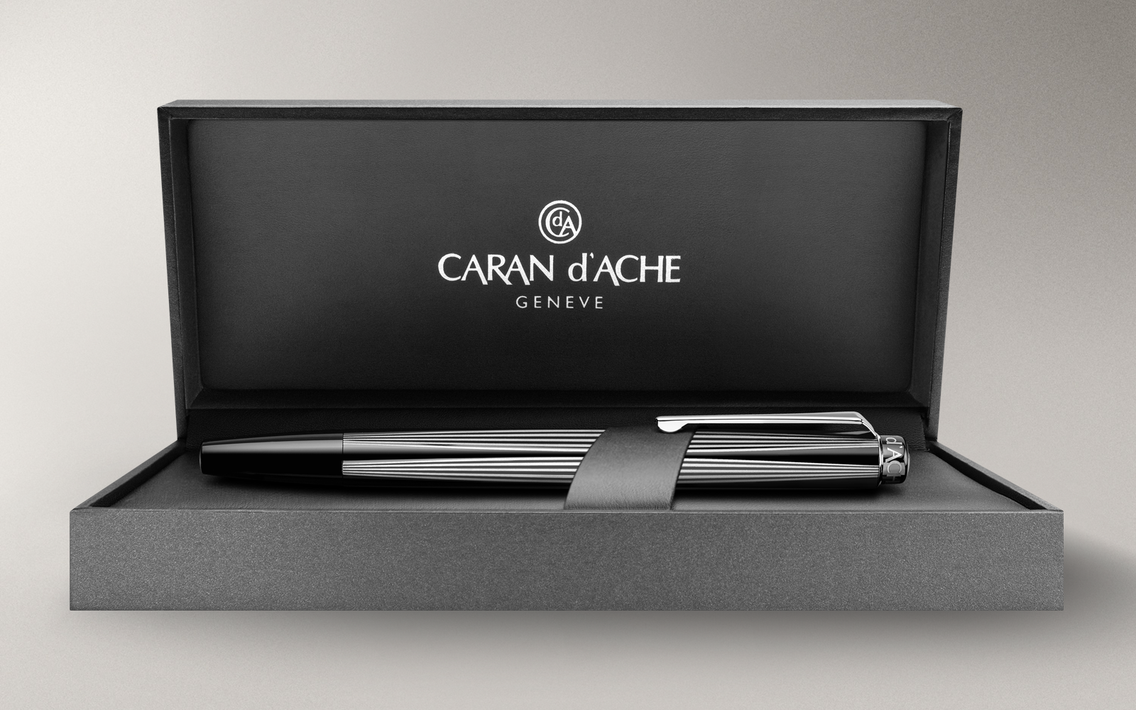 Caran d'Ache RNX.316 PVD Black Fountain Pen - Image 5